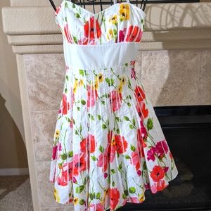 Adorable Guess Party Dress / Sun Dress.  Size:. 1